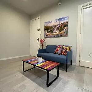 https://by-plaza-universidad-rooms.catalonia-hotels.com