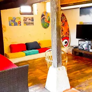 Surftolive House Ostello Somo